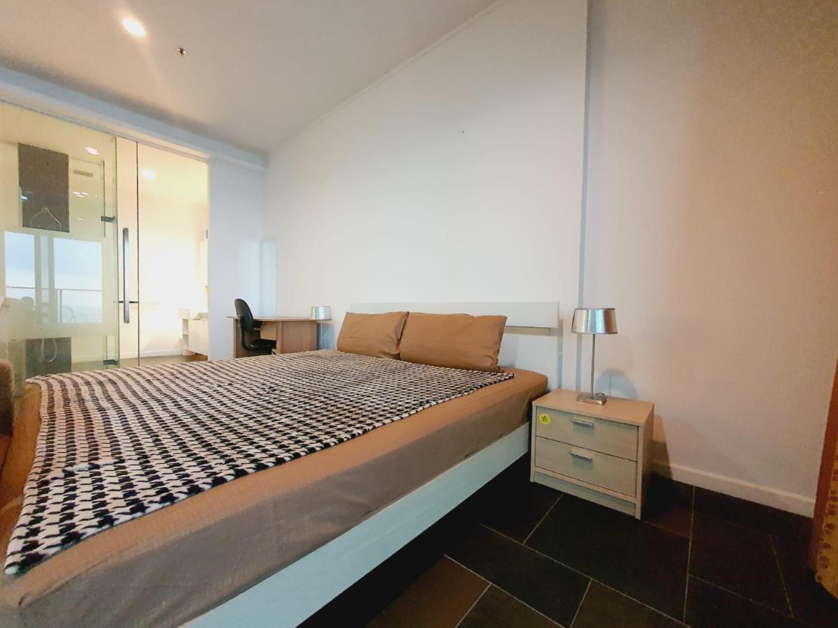 Sea View Apartment In Pattaya Eksteriør billede