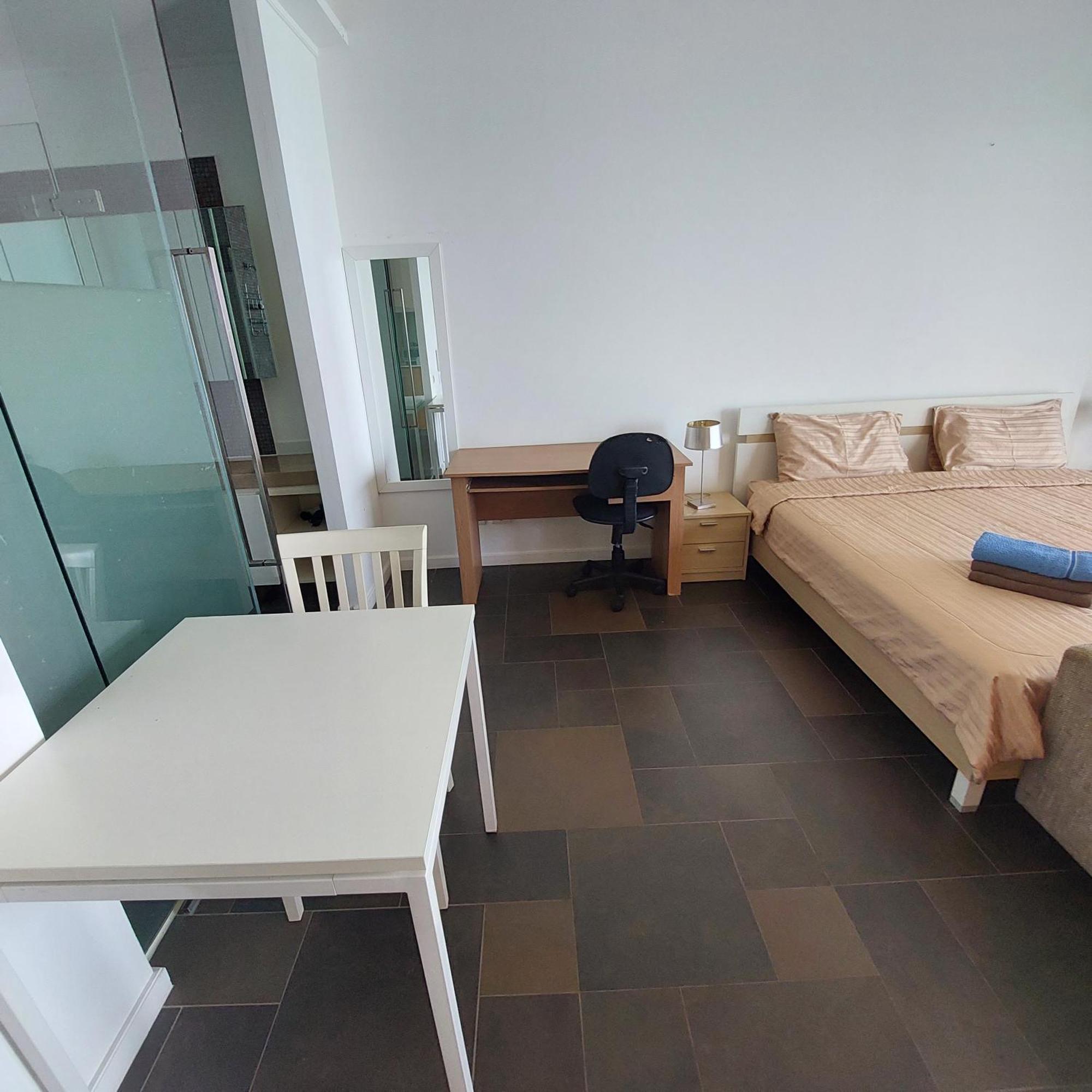 Sea View Apartment In Pattaya Eksteriør billede