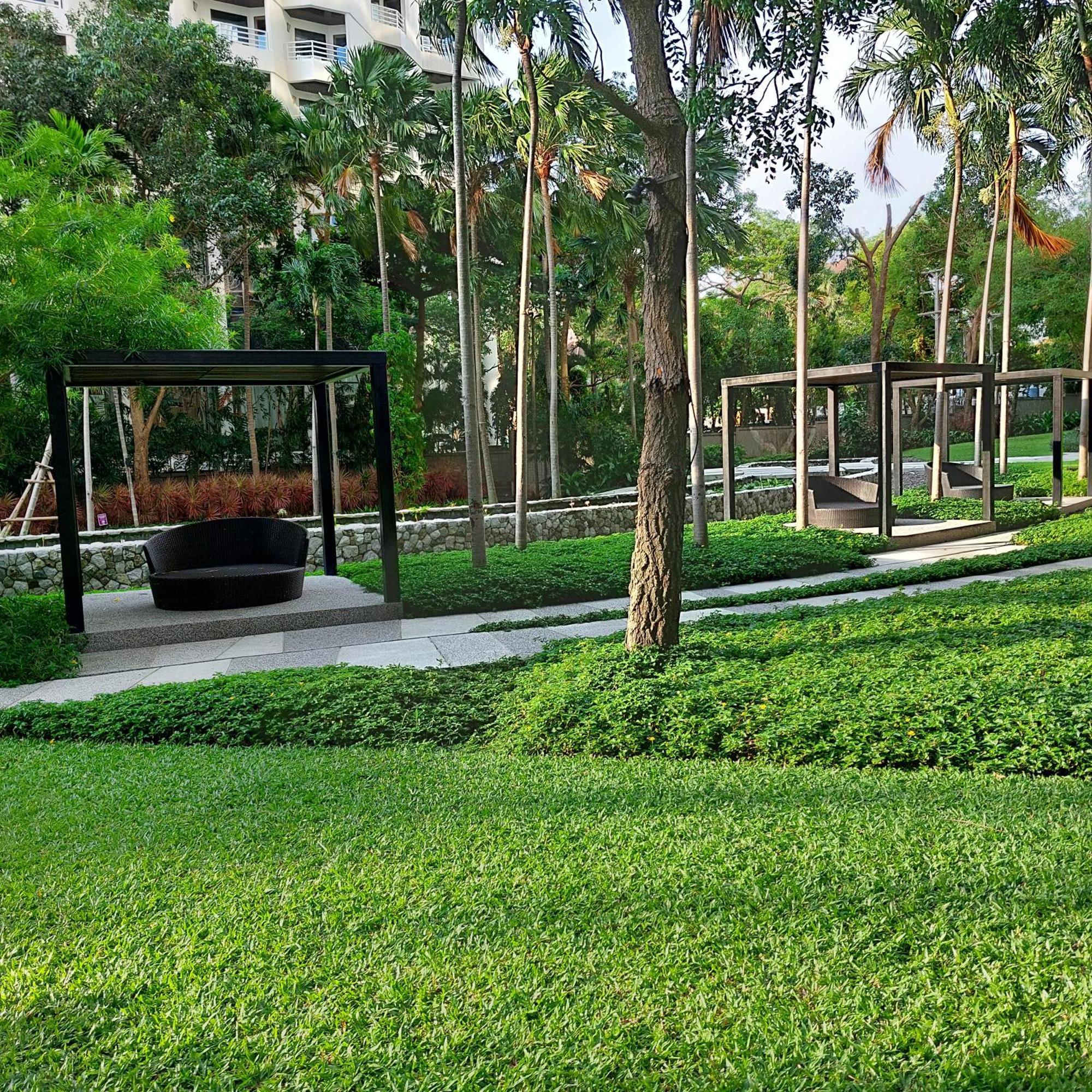 Sea View Apartment In Pattaya Eksteriør billede
