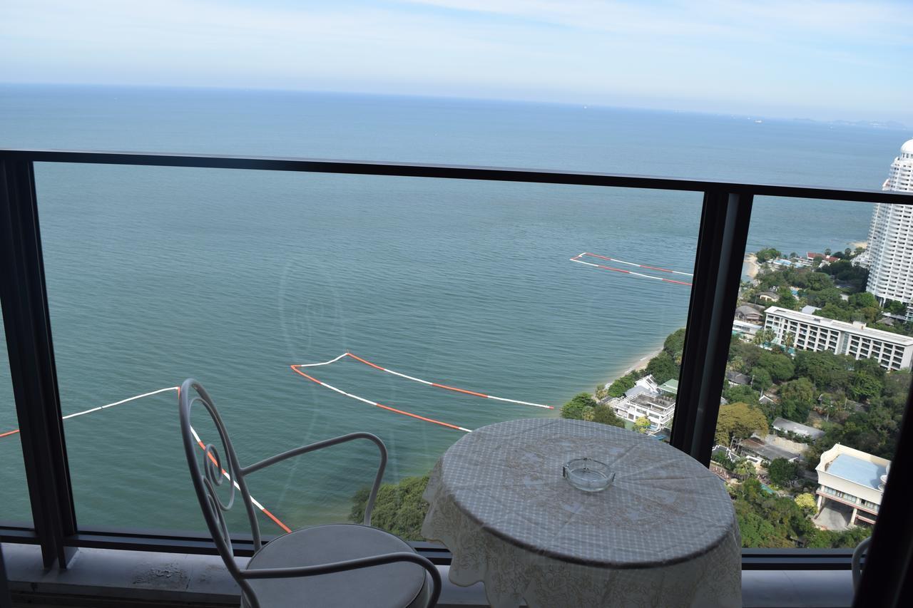 Sea View Apartment In Pattaya Eksteriør billede