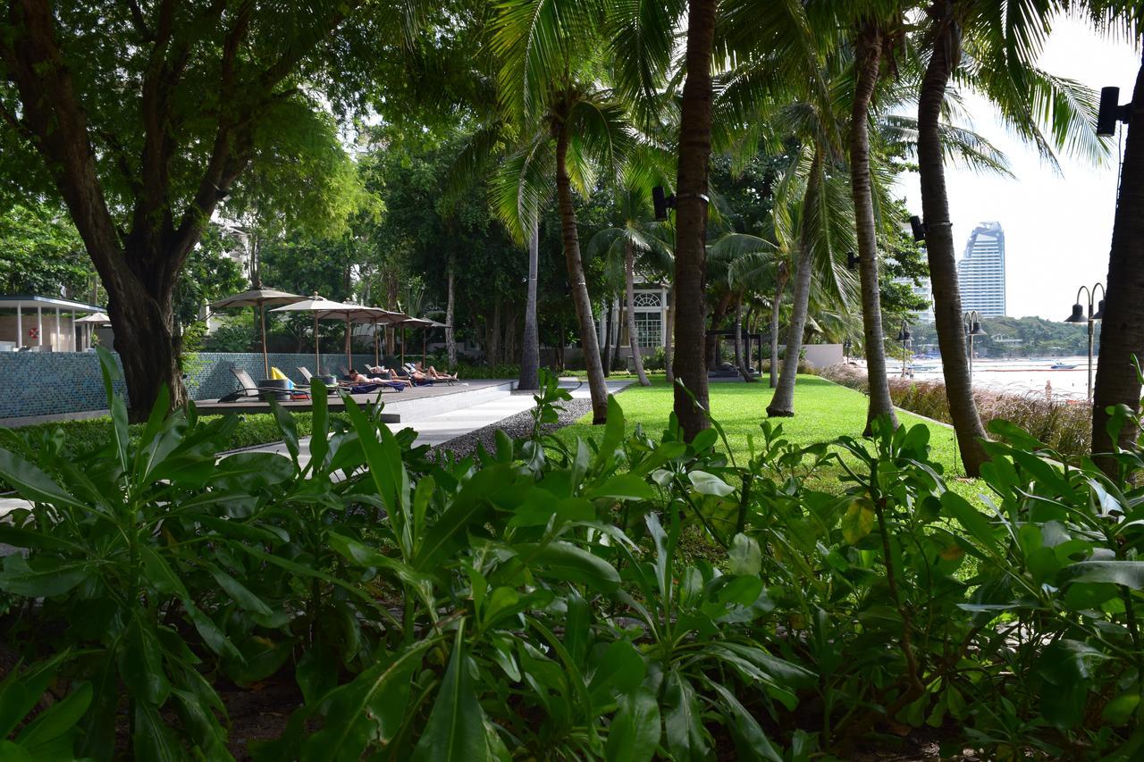 Sea View Apartment In Pattaya Eksteriør billede